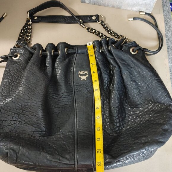 MCM Hobo Handbag Aren Extra Large Drawstring Black Leather Dual Handle Italy COA - Picture 4 of 16